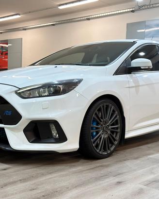 FORD FOCUS RS 2.3 350cv PERFORMANCE RECARO/REMUS