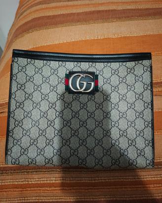pochette Gucci 
