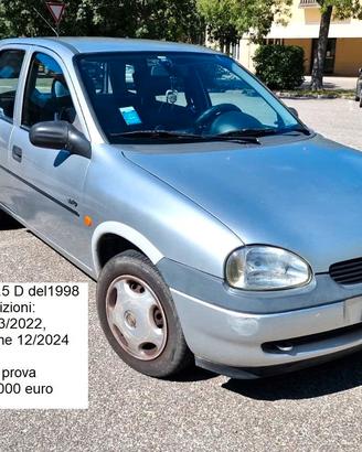 Auto disponibile  fino al 10 Settembte