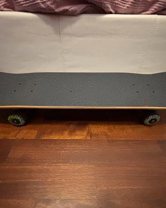 Skateboard con ricambi