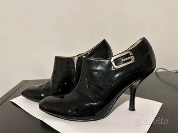 Scarpe Guess in vernice nera – n. 36½