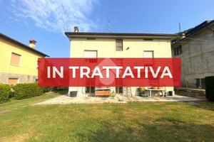 VILLA SINGOLA A ADRO