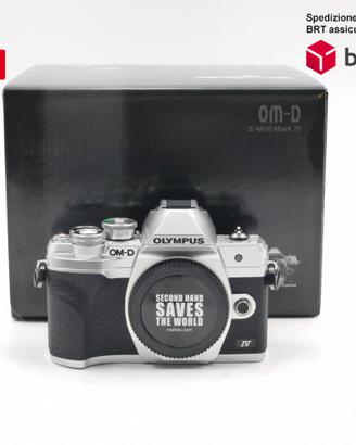 Olympus OM-D E-M10 IV