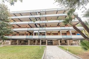 Ampio appartamento con piccolo garage