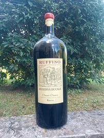 Bottiglia Gigante Pubblicitaria di Chianti