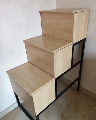 scala da arredamento con cassetti contenitore
