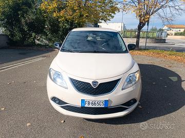 Lancia Ypsilon 1.2 NAVIGATORE SOLO 73.000 KM