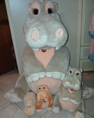 Coppia di peluches giganti 