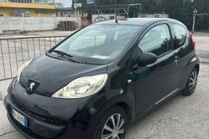 Peugeot 107 1.0 anno 2007