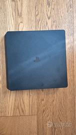 Ps4 con due controller inclusi