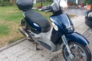 Aprilia Scarabeo 500 - 2014