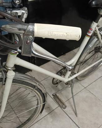 Bici BIANCHI bianca 70/80 buono stato,pezzi extra