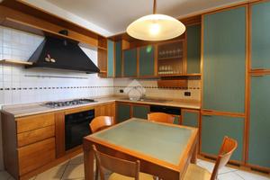 4 LOCALI A DUEVILLE
