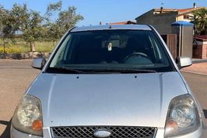 Ford Fiesta Titanium 1.4 TDCi  2007 PRONTA ALL'USO