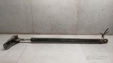 Pistone alza cabina man tg-a 2000>2007 usato