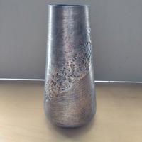 Vaso Toffan in alluminio testurizzato