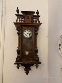 Orologio a pendolo d'epoca