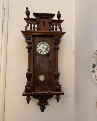 Orologio a pendolo d'epoca