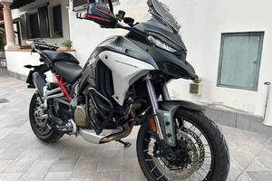 ducati multistrada V4S