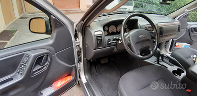 Permuto jeep con camper puro