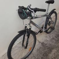 MOUNTAIN BIKE  Alluminio