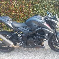GSX S 750