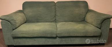 Divano 3 posti di colore verde