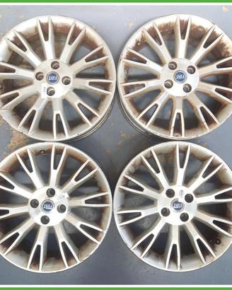 Cerchi in Lega Fiat Grande Punto 17 pollici 17
