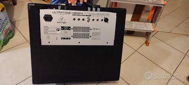 Behringer Ultratone K900FX – 90W amplificatore