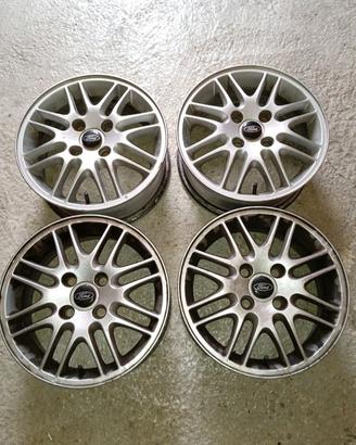 Cerchi In Lega Ford Fiesta 3398192098