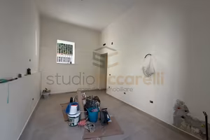 Appartamento Ristrutturato In Piccolo Contesto
