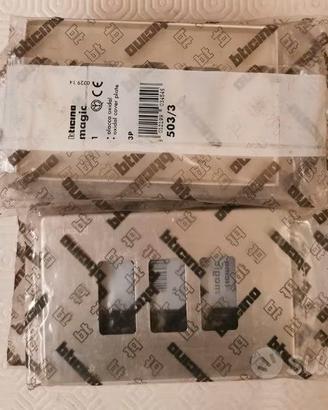 BTICINO MAGIC - Placca Magic 3 moduli 503/3/X