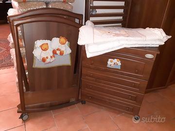 Lettino con fasciatoio più piumino e copripiumino 