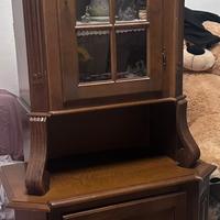 Mobile a vetrina  in noce antico