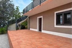 Villetta singola con giardino a Zafferana Etnea 