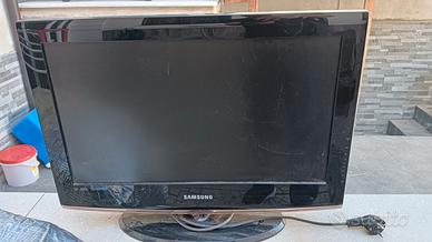 tv samsung modello le22b470c9m