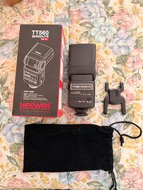 Flash Neewer speedlite TT560