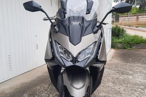 Kymco AK550 PREMIUM 