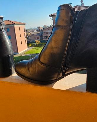 Stivaletto donna Nero in pelle nr.40