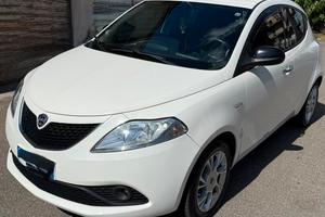 Lancia y 1.3 multijet 95cv anno fine 2015