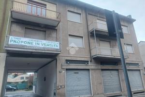 CASA DI CORTE A CESANO MADERNO