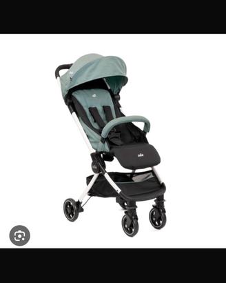Passeggino ultraleggero Joie