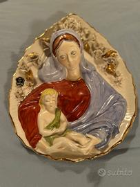 Porcellana: Madonna con bambino