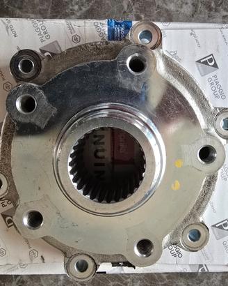 Mozzo posteriore vespa GTS 300