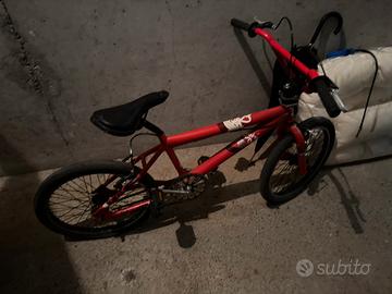 Bmx rossa