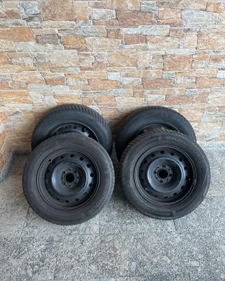 Cerchi ferro piu gomme
