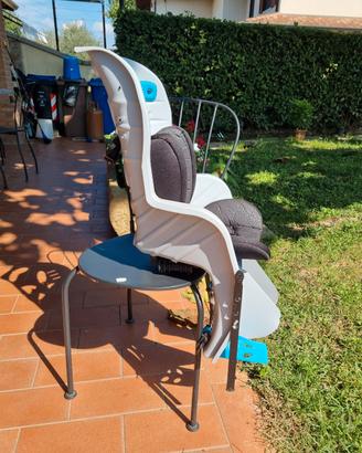 Seggiolino posteriore bimbi per bici.