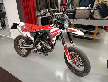 Motard fantic 125