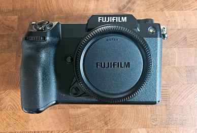 Fujifilm GFX 100S 17k scatti