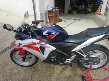 Honda Cbr 250r